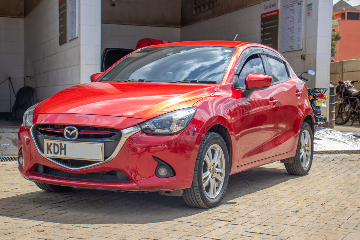 Mazda Demio 2015
