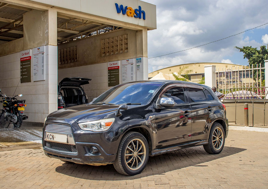 Mitsubishi RVR