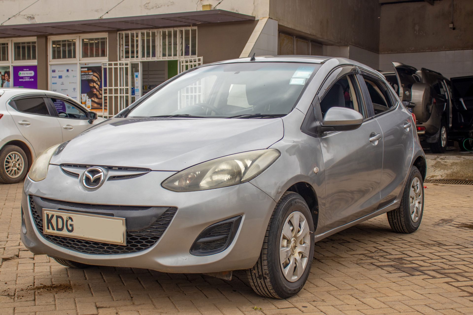 Mazda Demio 2013