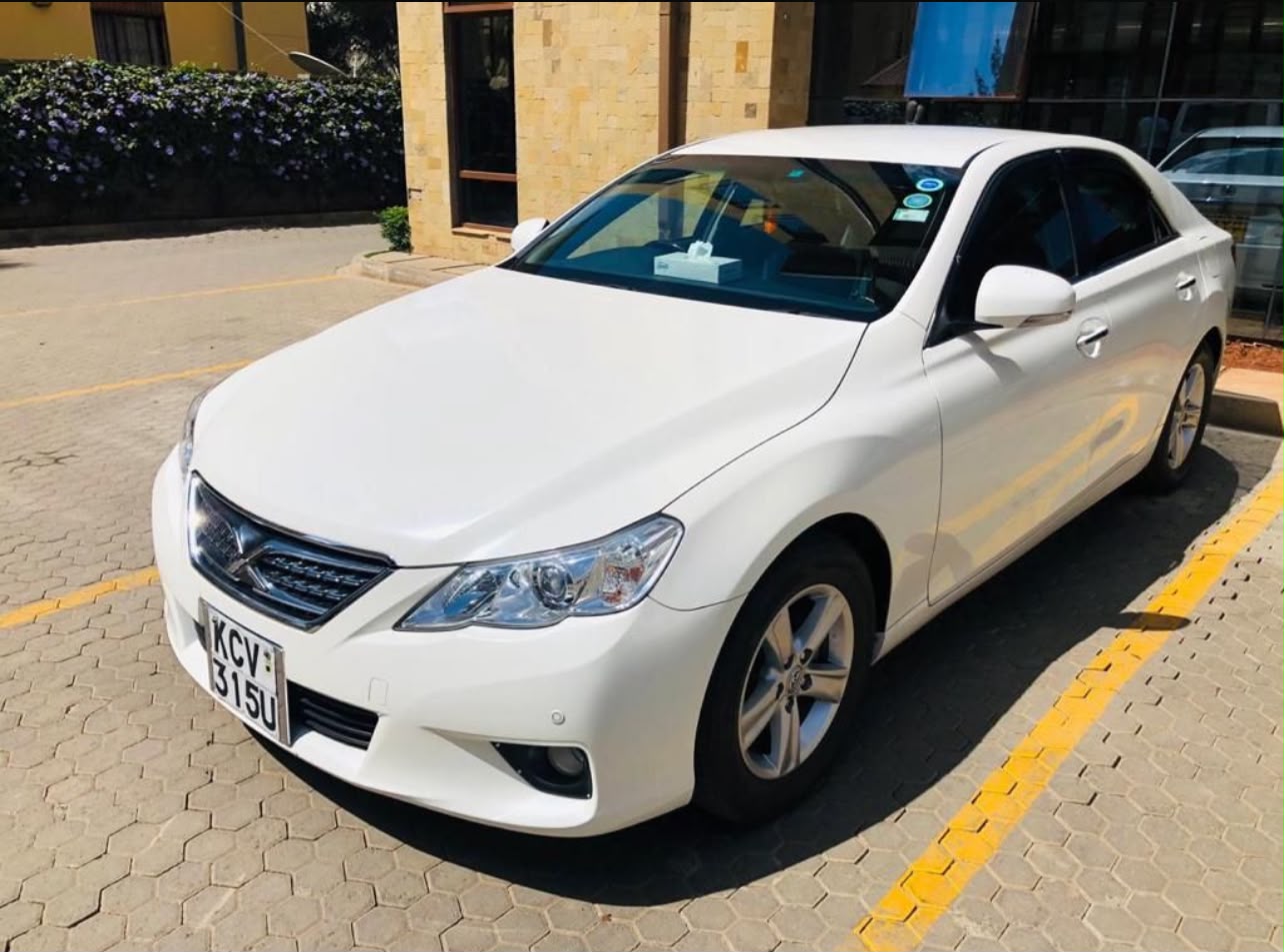 Toyota MarkX – New Shape