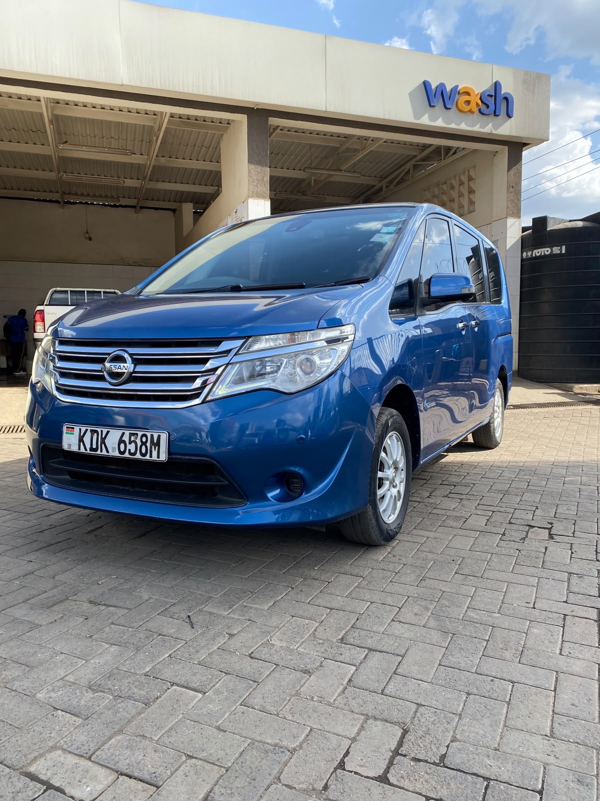 Nissan Serena S-Hybrid